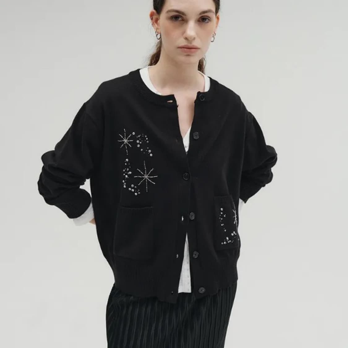 솔티페블 GLITTERING GEM CARDIGAN BLACK 상품이미지1