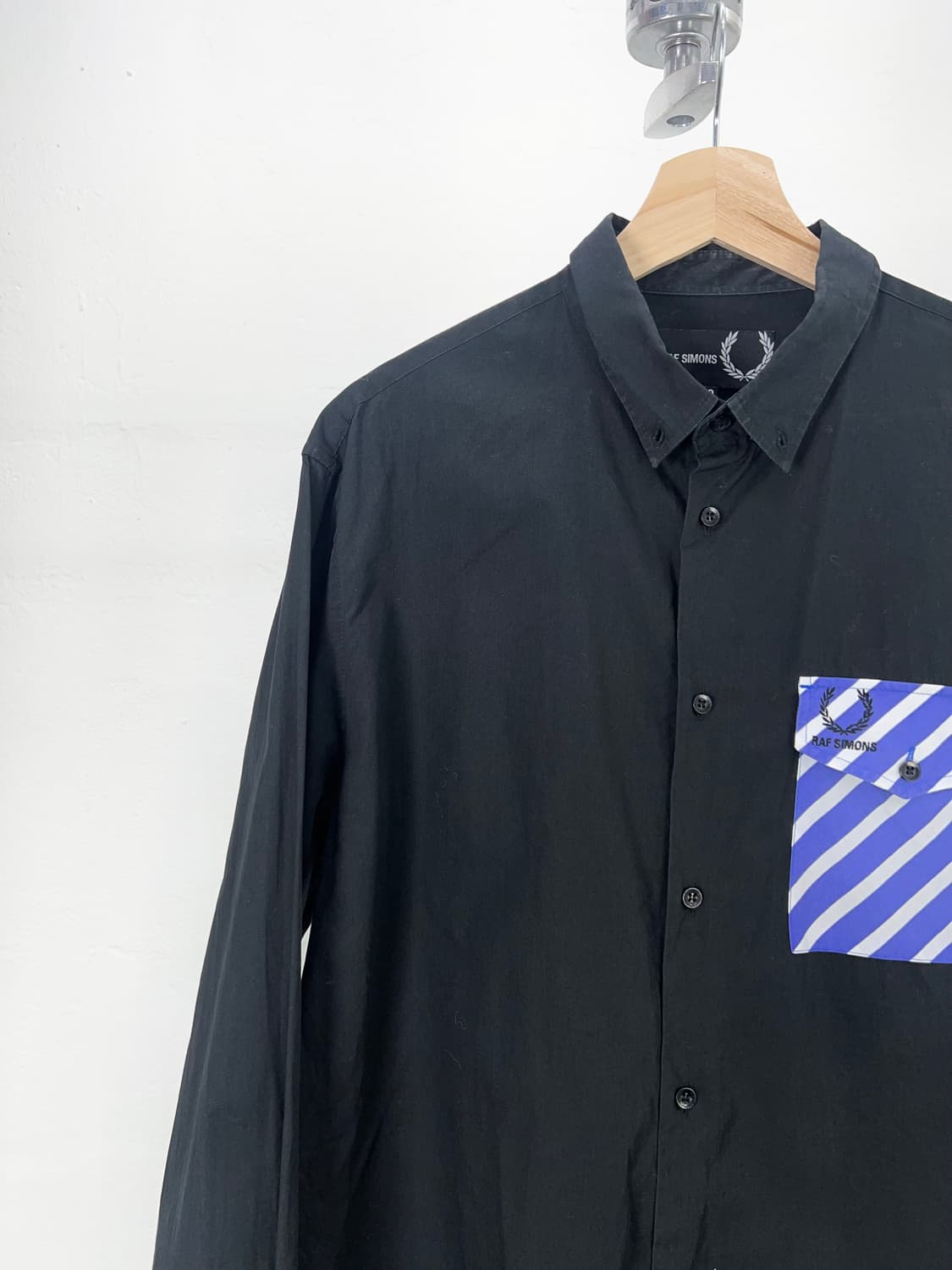 라프시몬스 X 프레드페리 14AW 스트립 버튼 다운 셔츠 상품이미지2