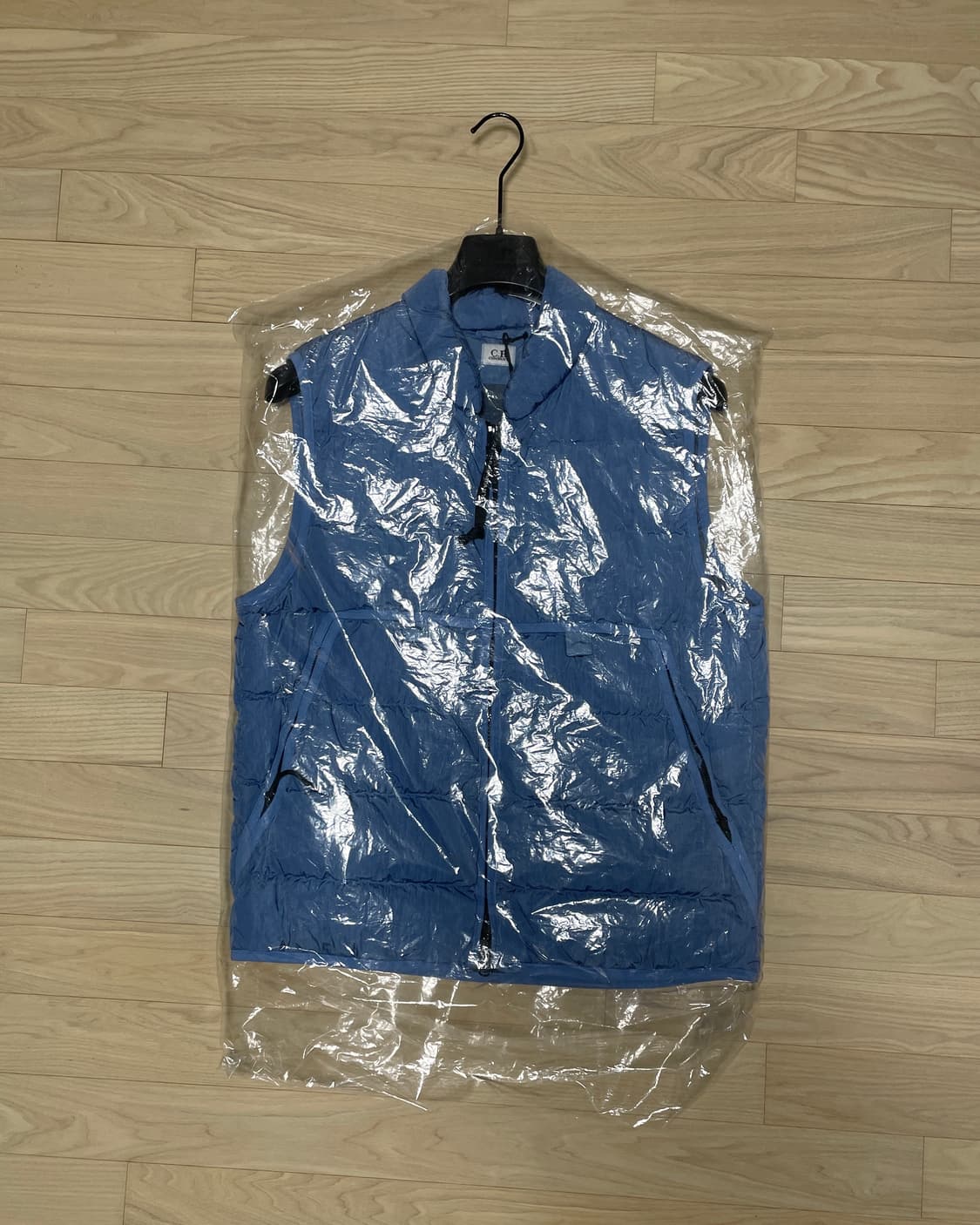 cp company  다운 베스트 새제품 팝니다 상품이미지5