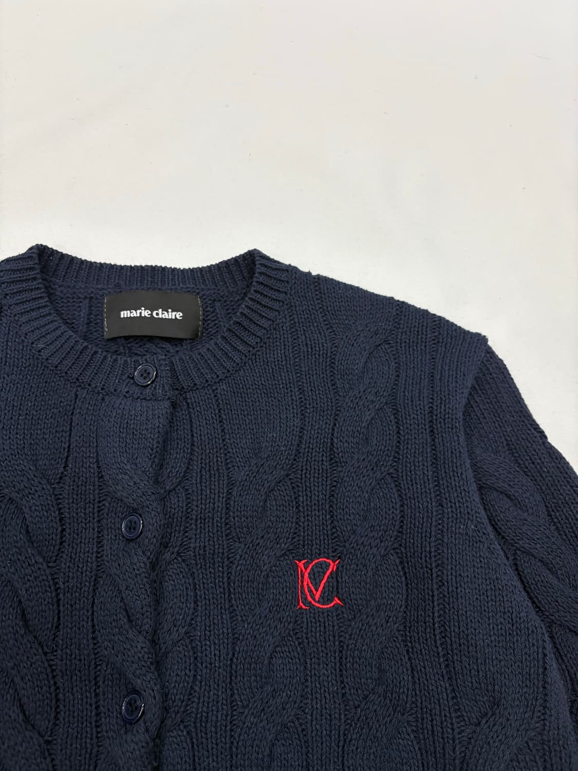 마리끌레르 꽈베기 케이블 니트 가디건 상품이미지5