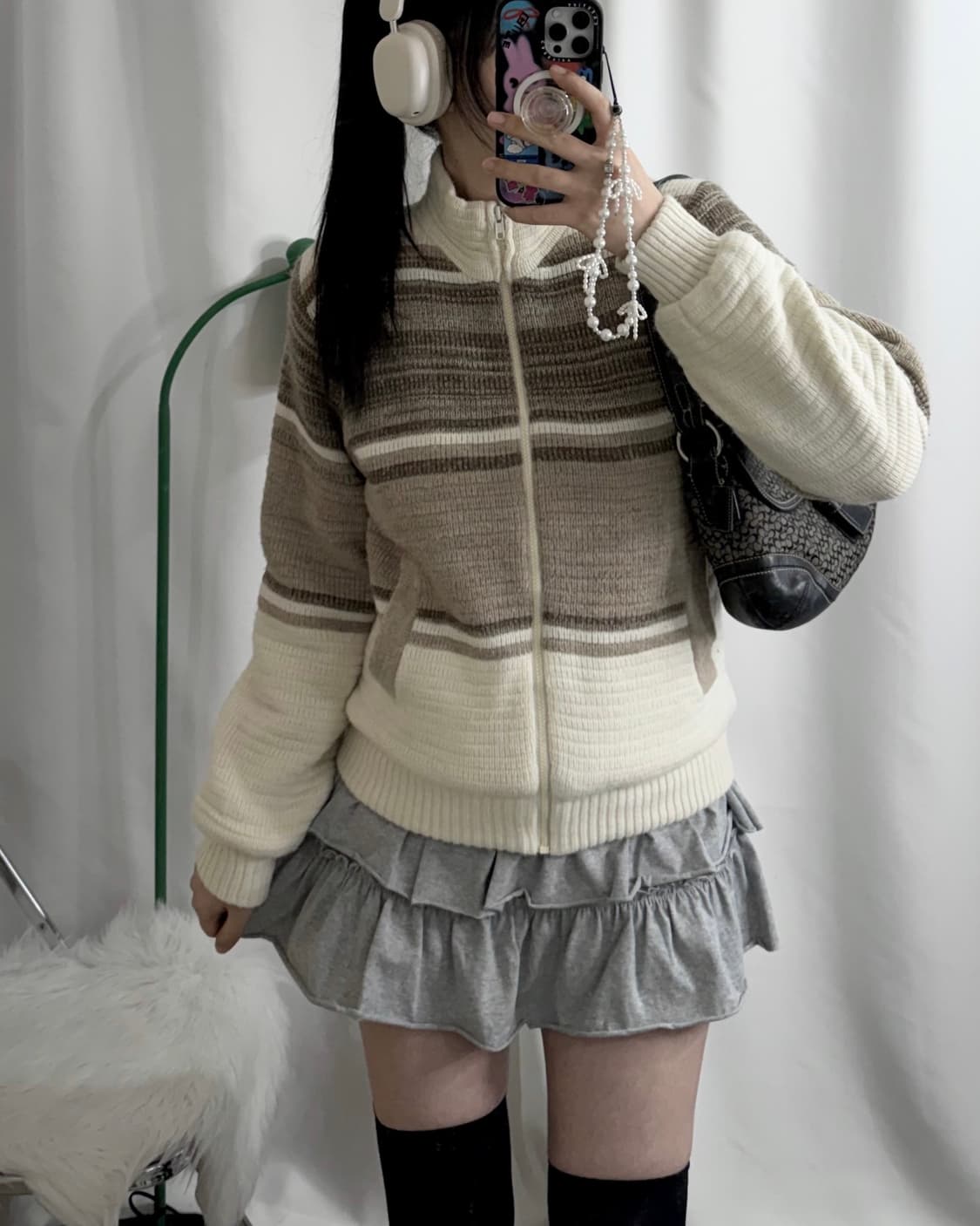 아이보리 & 브라운 뽀글이 니트 집업 자켓 상품이미지2