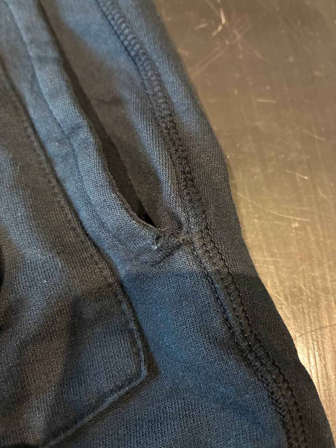 L) CP컴퍼니 렌즈 스웻팬츠 조거팬츠 블랙 상품이미지7