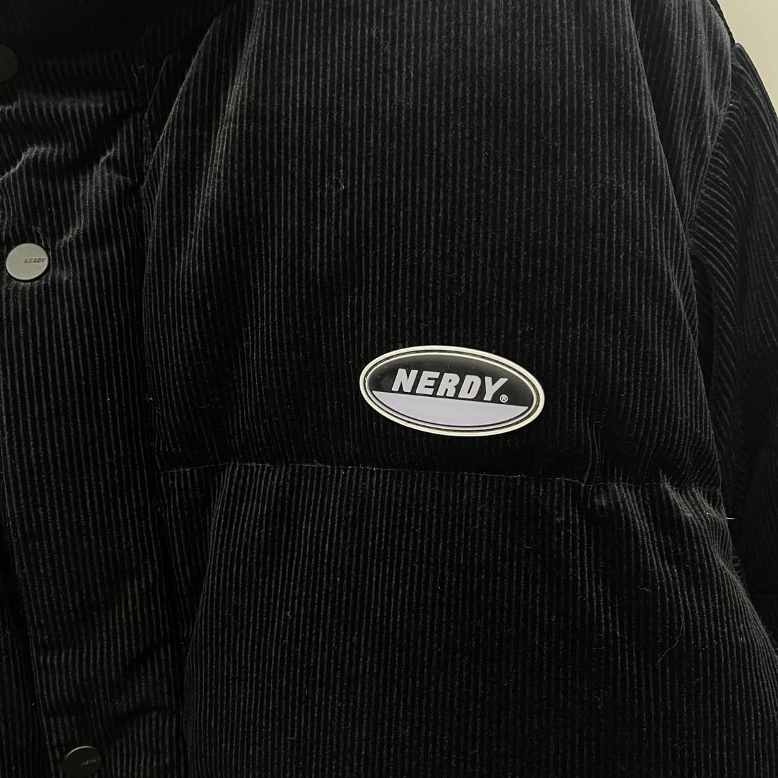 널디 코듀로이 다운 패딩 블랙 남L 상품이미지3