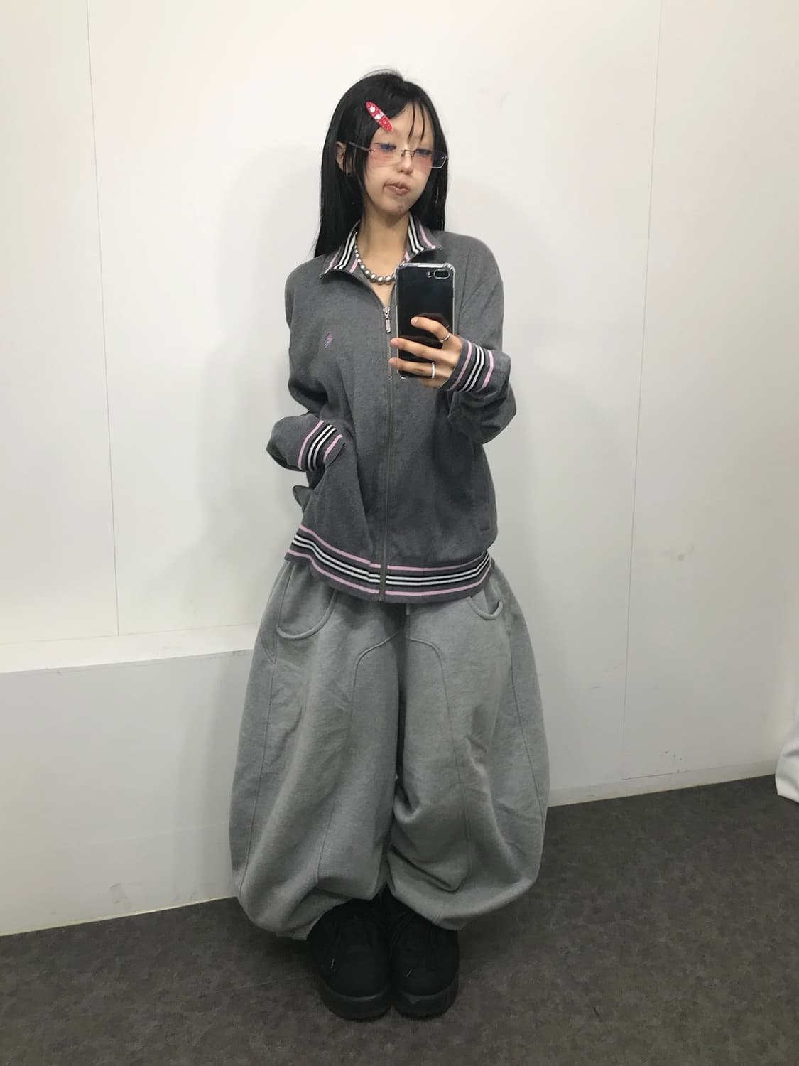 Burberry Pink Detail Zip-Up 상품이미지3