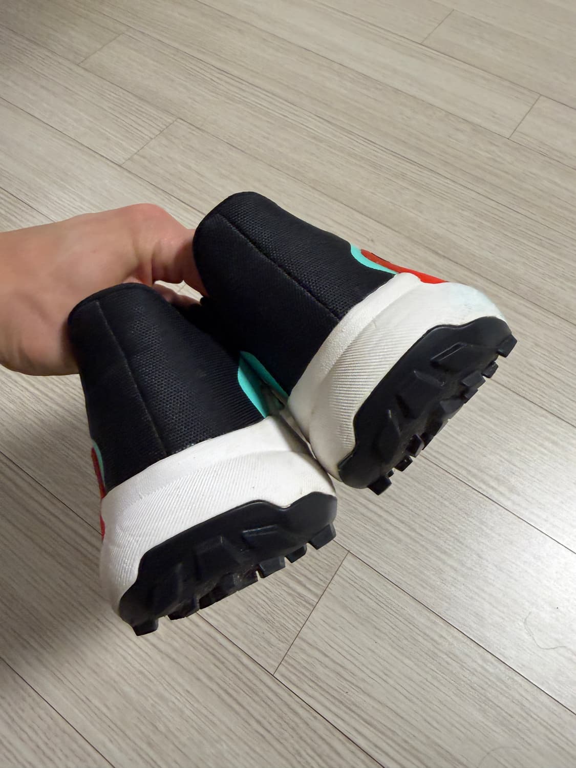 살로몬 제네시스 트레일러닝화 상품이미지2