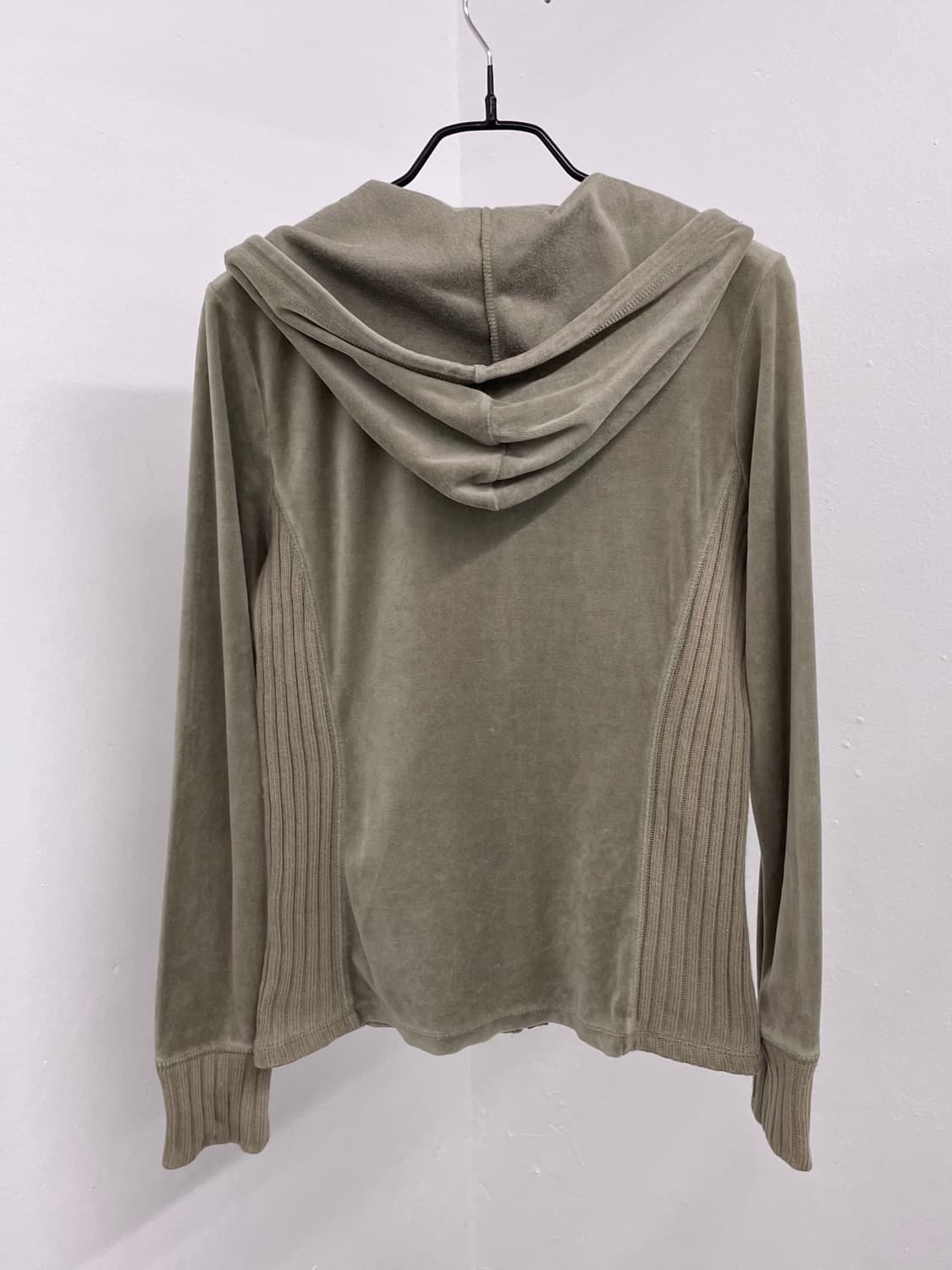 벨벳 니트 디테일 후드집업 상품이미지7