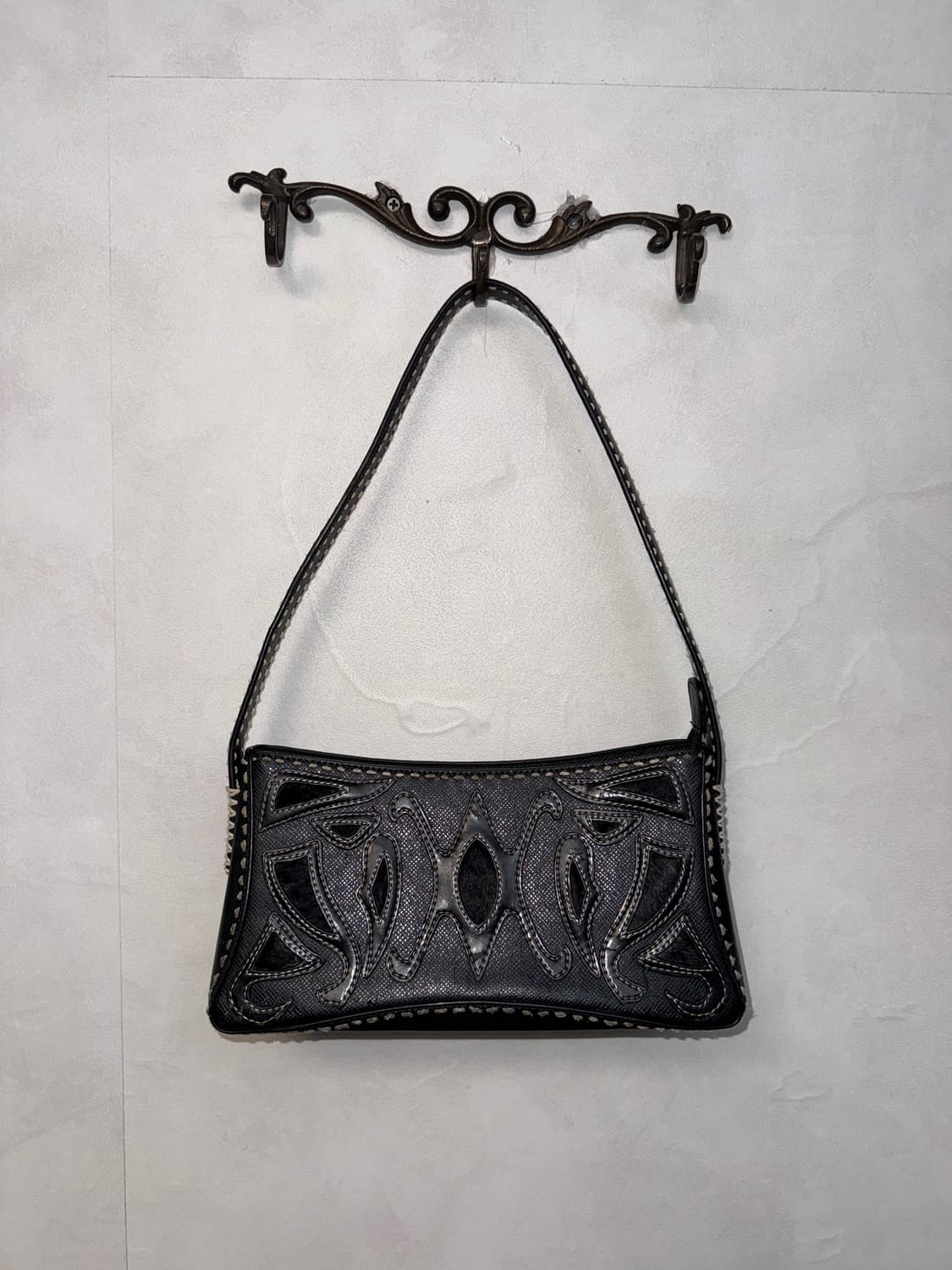 Black oriental calf fur stitch 숄더백 상품이미지4
