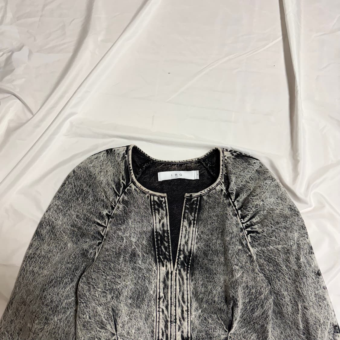 [36] 이로 IRO 조라 탑 상품이미지2