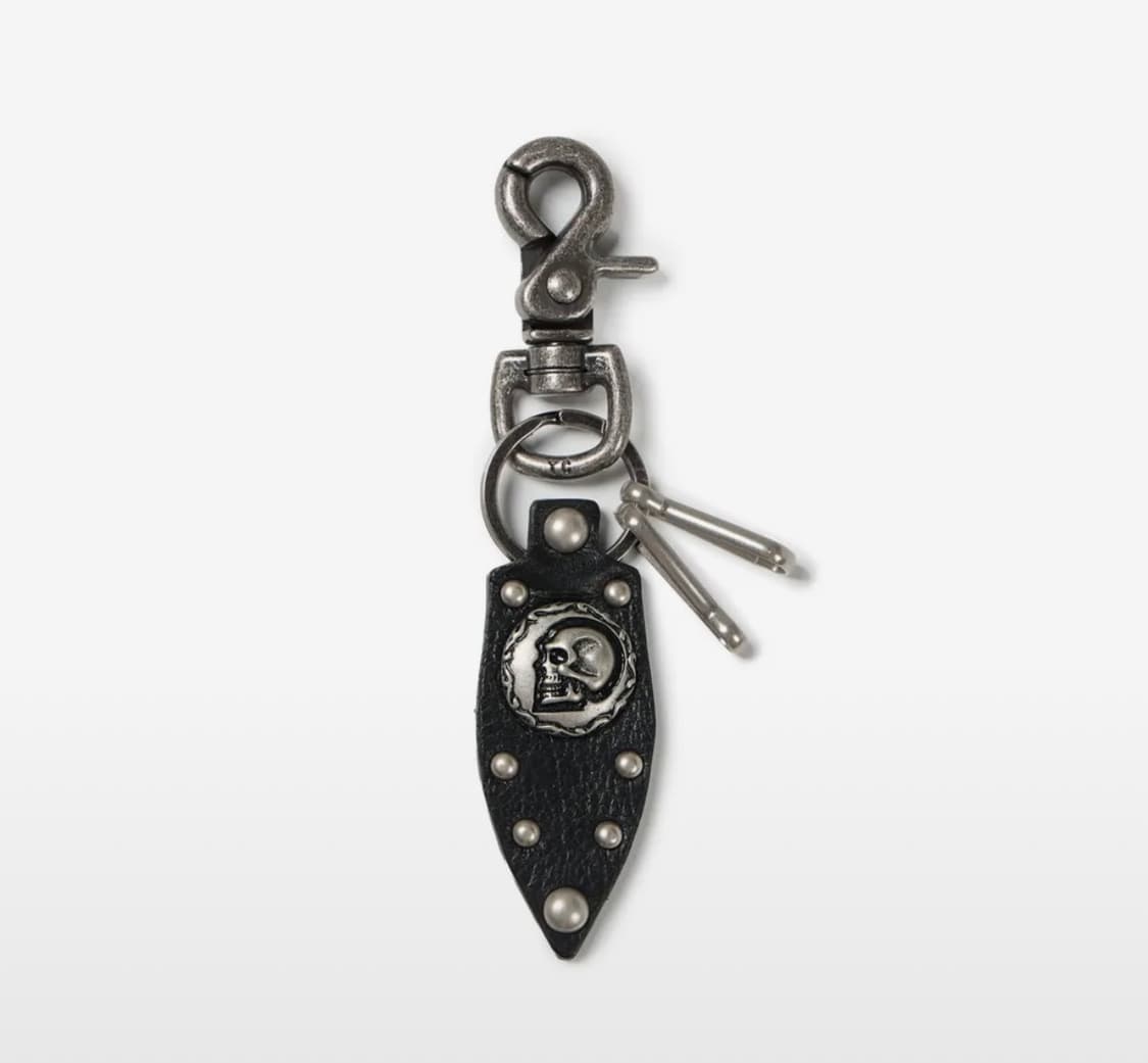 Skull Studded Leather Keyring (Black) 상품이미지1