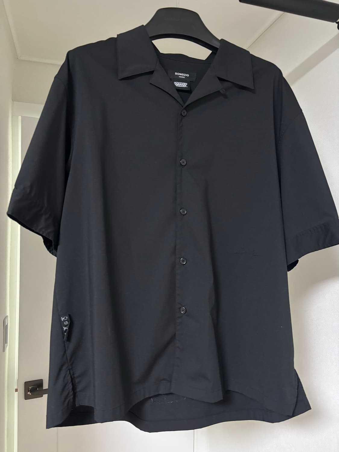 송지오 루니툰 오픈카라 반팔 셔츠 48 상품이미지1