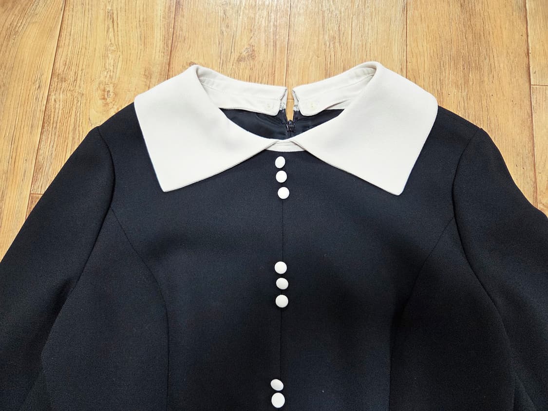 KL바이린(KL BY LYNN) 윙카라 배색 원피스 66 상품이미지4