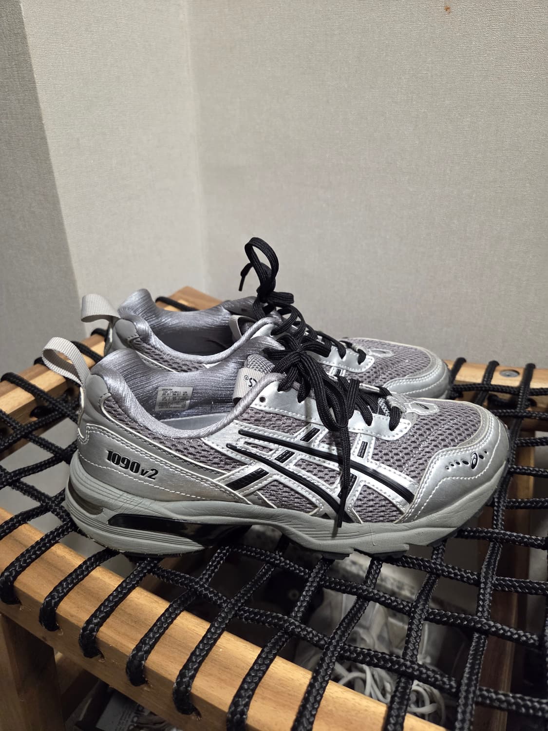 아식스 프레자 위워 젤 1090 v2 상품이미지1