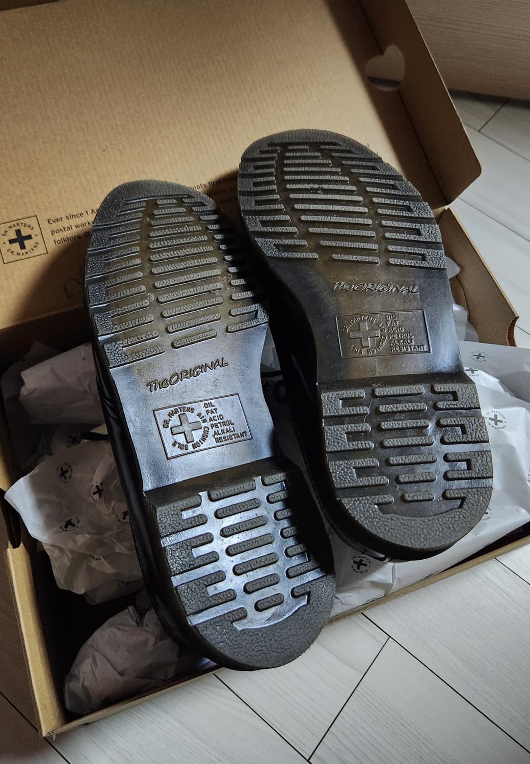 [닥터마틴] 메이페어 3홀 폴리쉬드 스무스(UK 7) 상품이미지4