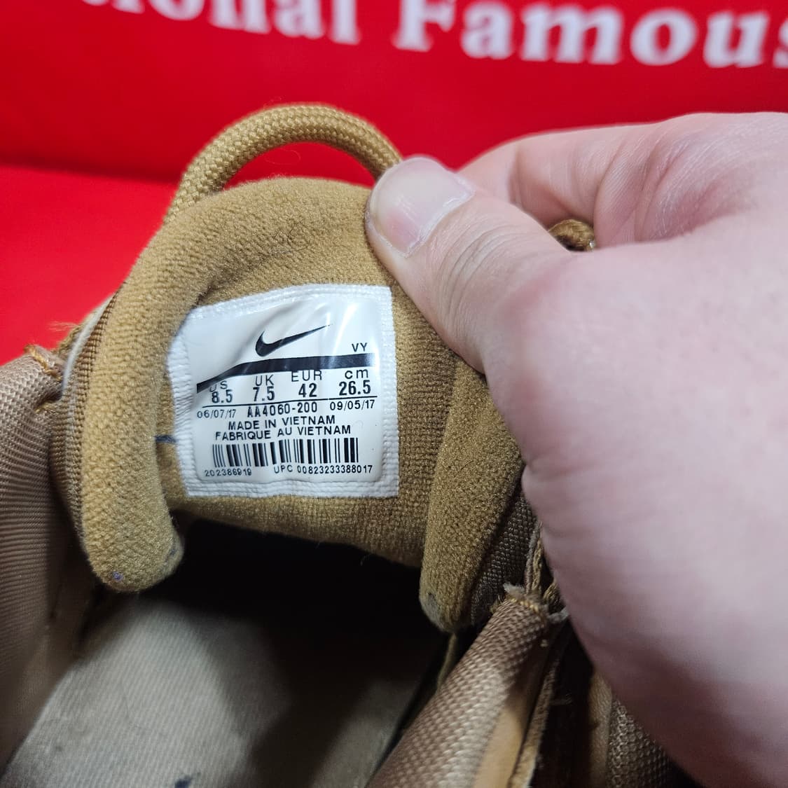 나이키(Nike) 에어모어 업템포96 프리미어 스니커즈 265 상품이미지10