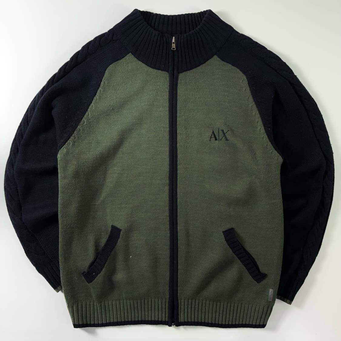 Armani exchange  알마니 익스체인지 램스울 카키 니트집업   상품이미지1