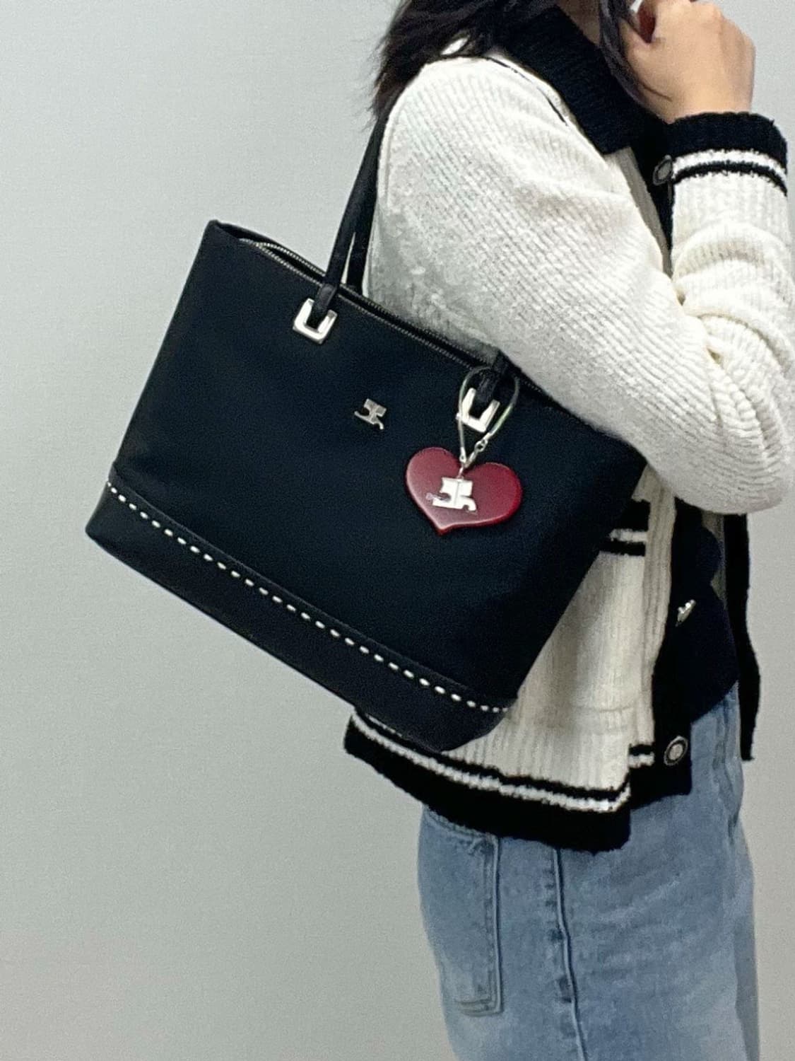 courreges / 꾸레쥬 블랙 패브릭 숄더백 상품이미지4