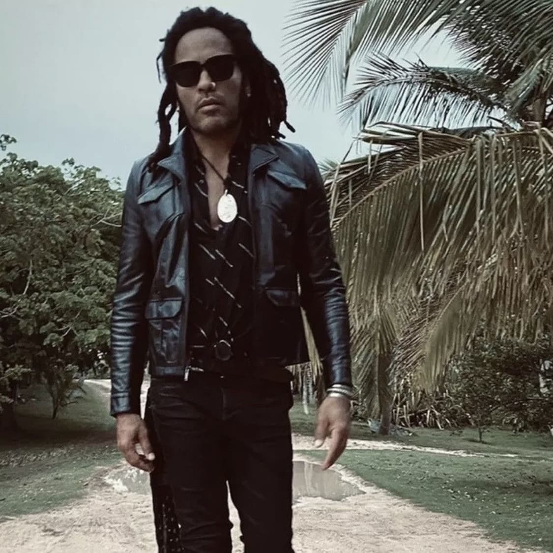 [BTS 지민님 착용] 생로랑 20ss 웨스턴 카프 레더 자켓 상품이미지2