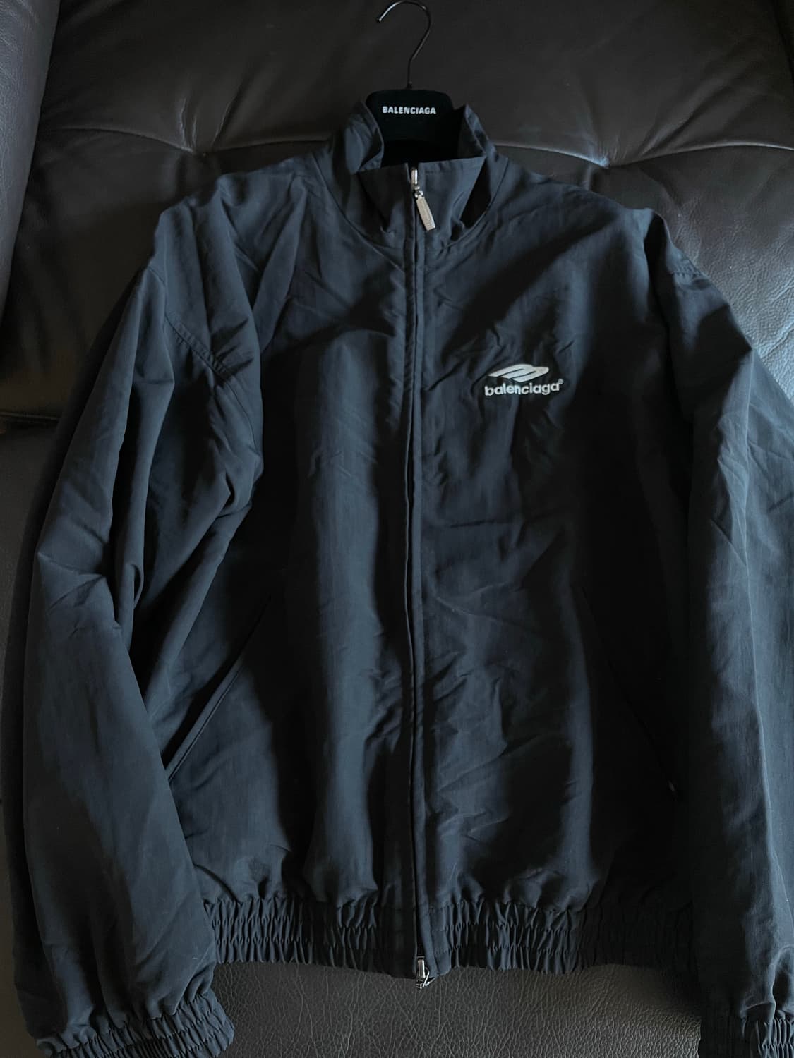 발렌시아가 3b 로고 트랙 자켓 상품이미지1