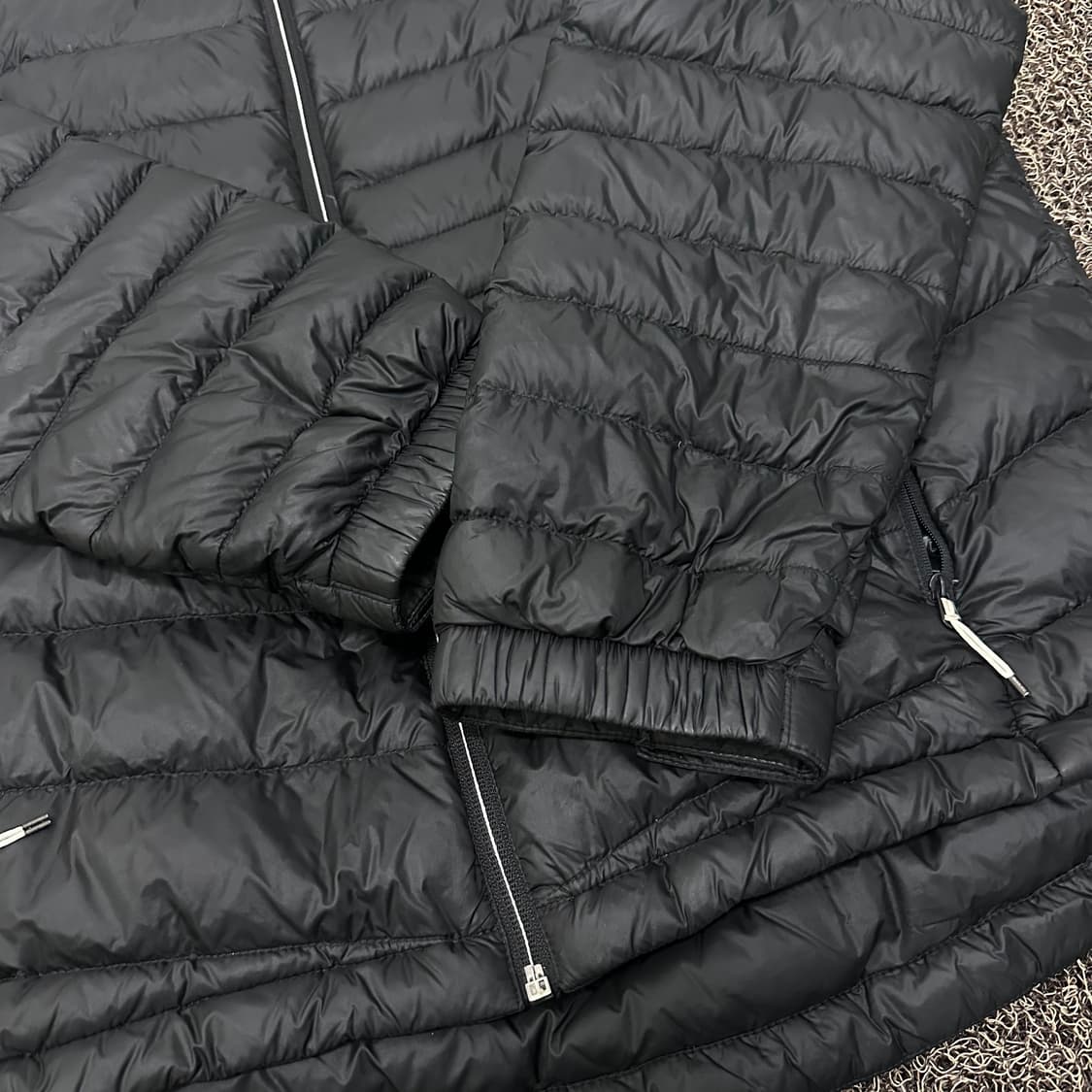 블랙야크 곱창 경량 구스다운 패딩 블랙 110(2XL) 상품이미지4