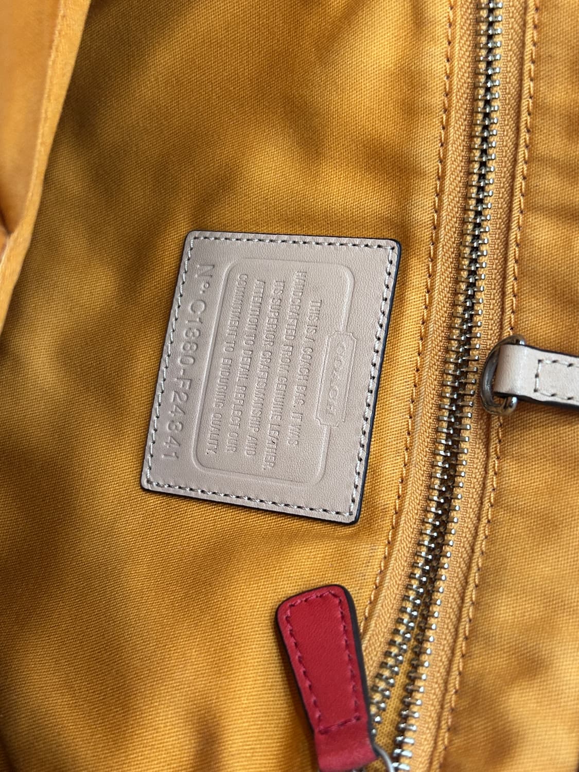 코치 Coach 사피아노 레더 쇼퍼백 숄더백 토트백 키링 머스터드 컬러 상품이미지8