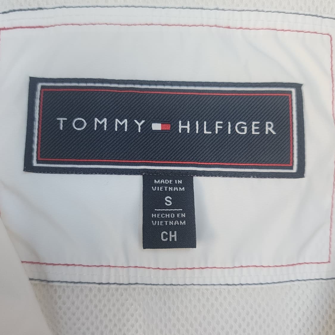 타미힐피거 여성 화이트 후드 바람막이 상품이미지3