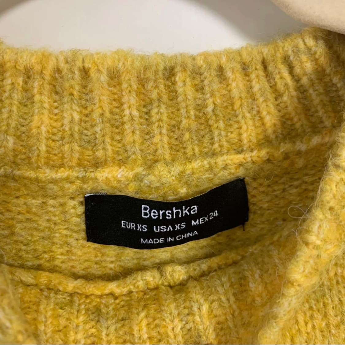 Bershka 버쉬카 니트 옐로우  상품이미지3
