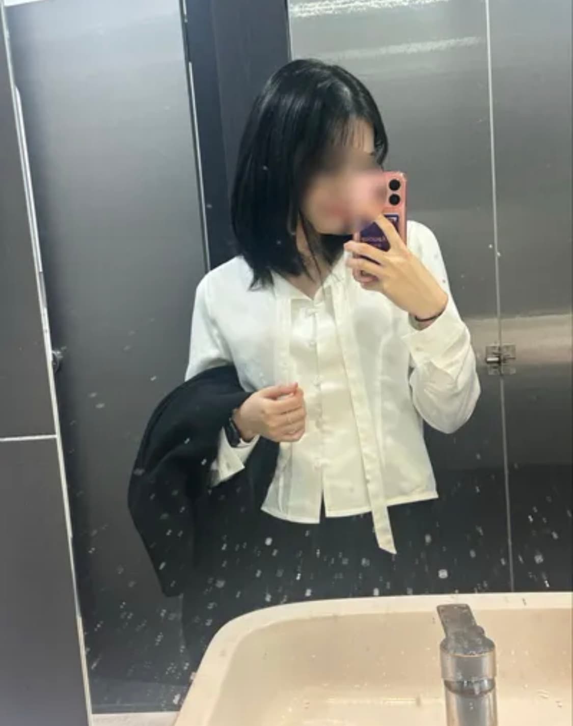 화이트 블라우스 상품이미지1