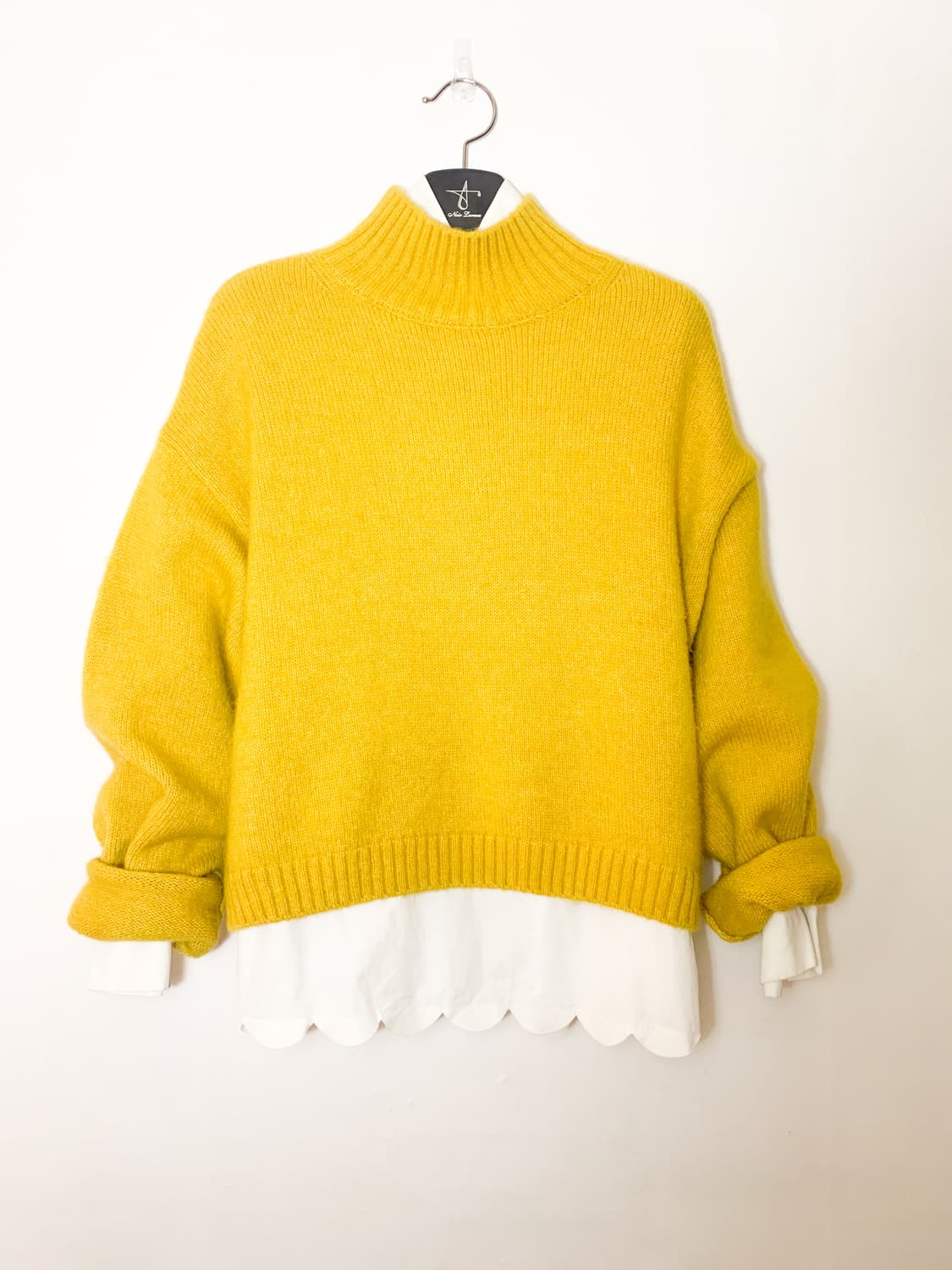 앤아더스토리즈 울 반목 카라 니트 스웨터 머스터드 옐로우 상품이미지1