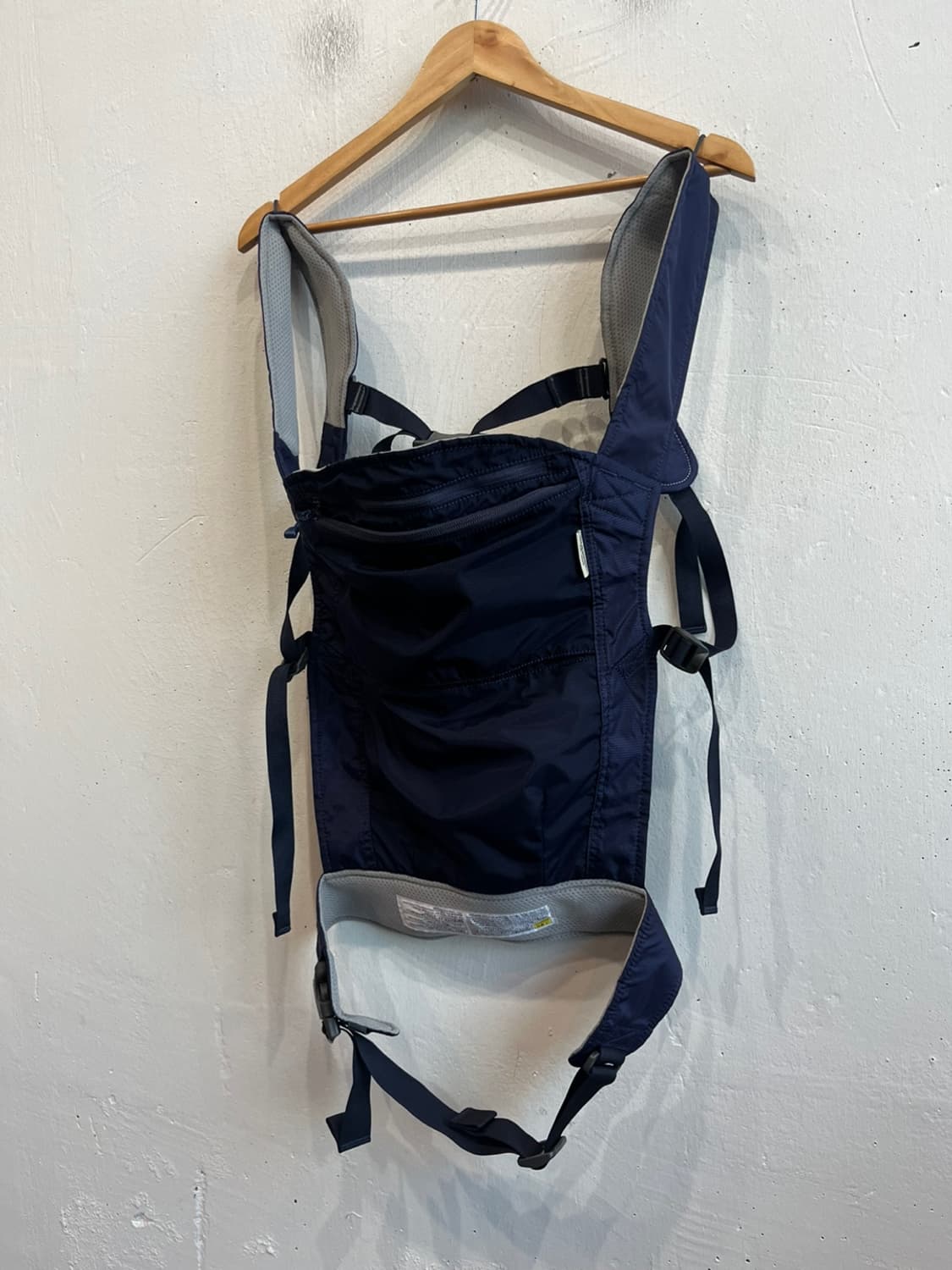 몽벨 재팬 몽벨 포켓터블 베이비 캐리어 아기띠 네이비 상품이미지1