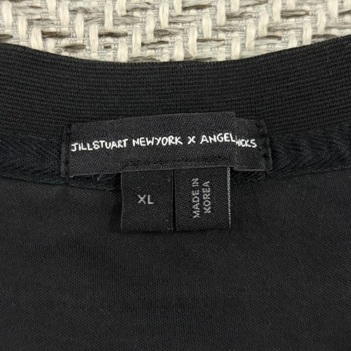 질스튜어트 뉴욕 안젤라힉스 자수 그래픽 티셔츠 v3090 상품이미지7