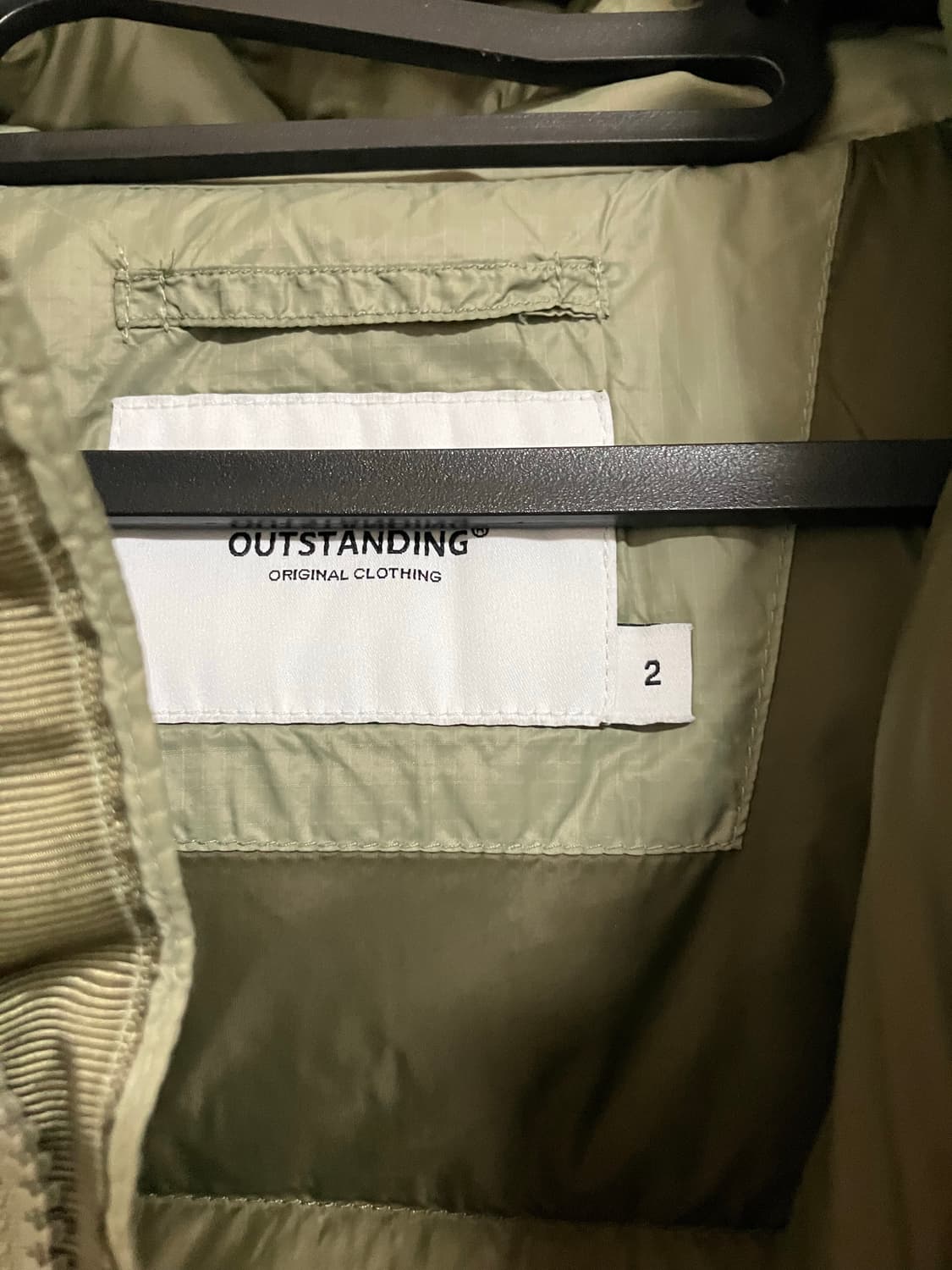 아웃스탠딩 패딩 상품이미지4