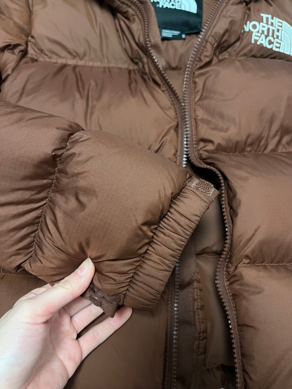 노스페이스 1996 레트로 눕시패딩 다크오크 상품이미지6