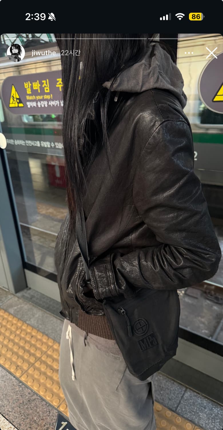 MPa SACOCHE BAG (BLACK) 구해요 상품이미지2