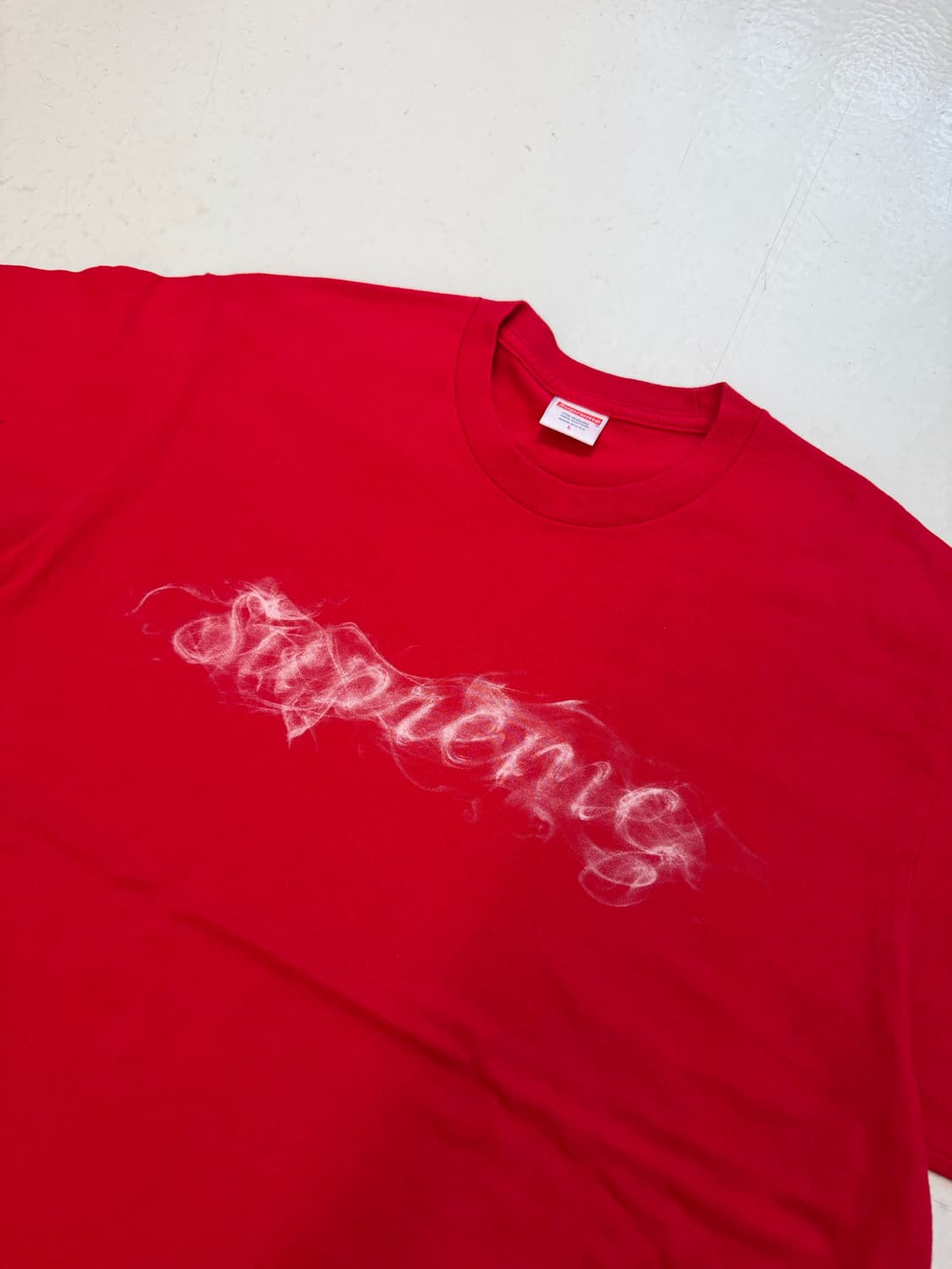 Supreme 레드 스모크 티셔츠 상품이미지2