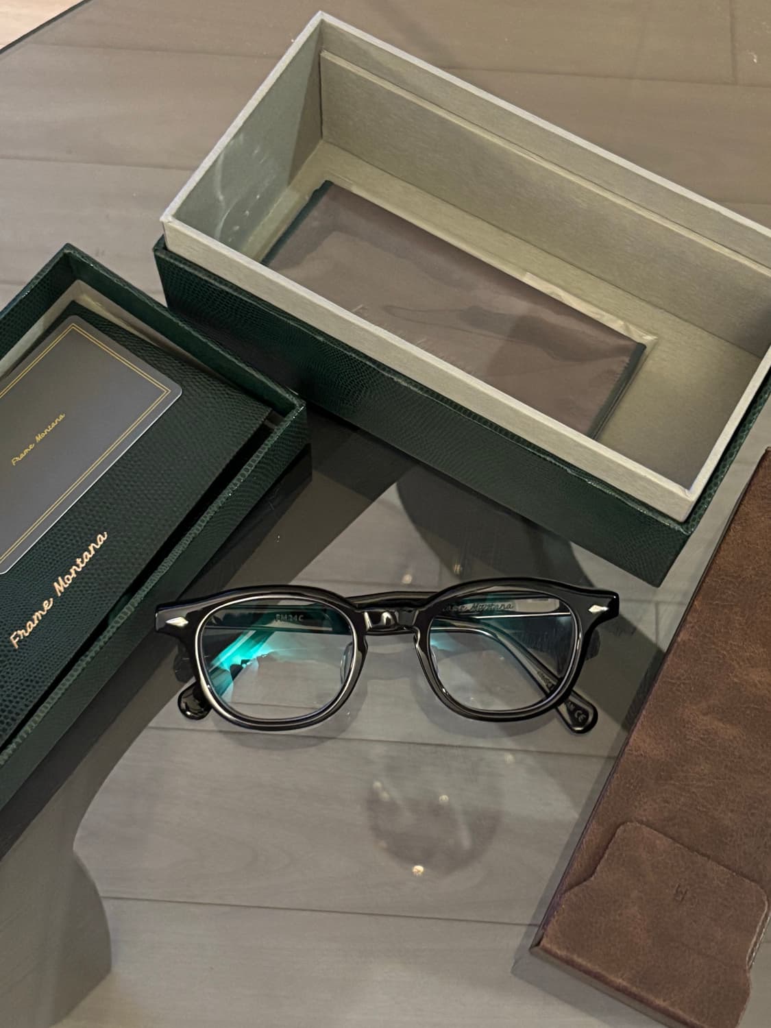 프레임몬타나fm24c 블랙46size 상품이미지9