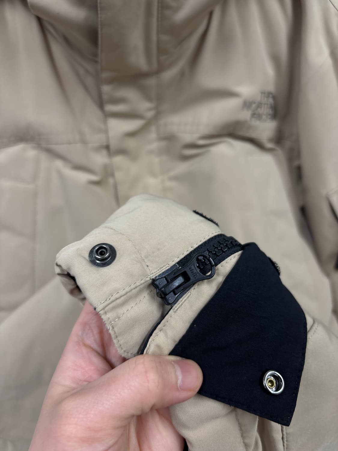 노스페이스 맥머도 후드탈착 다운패딩 상품이미지7