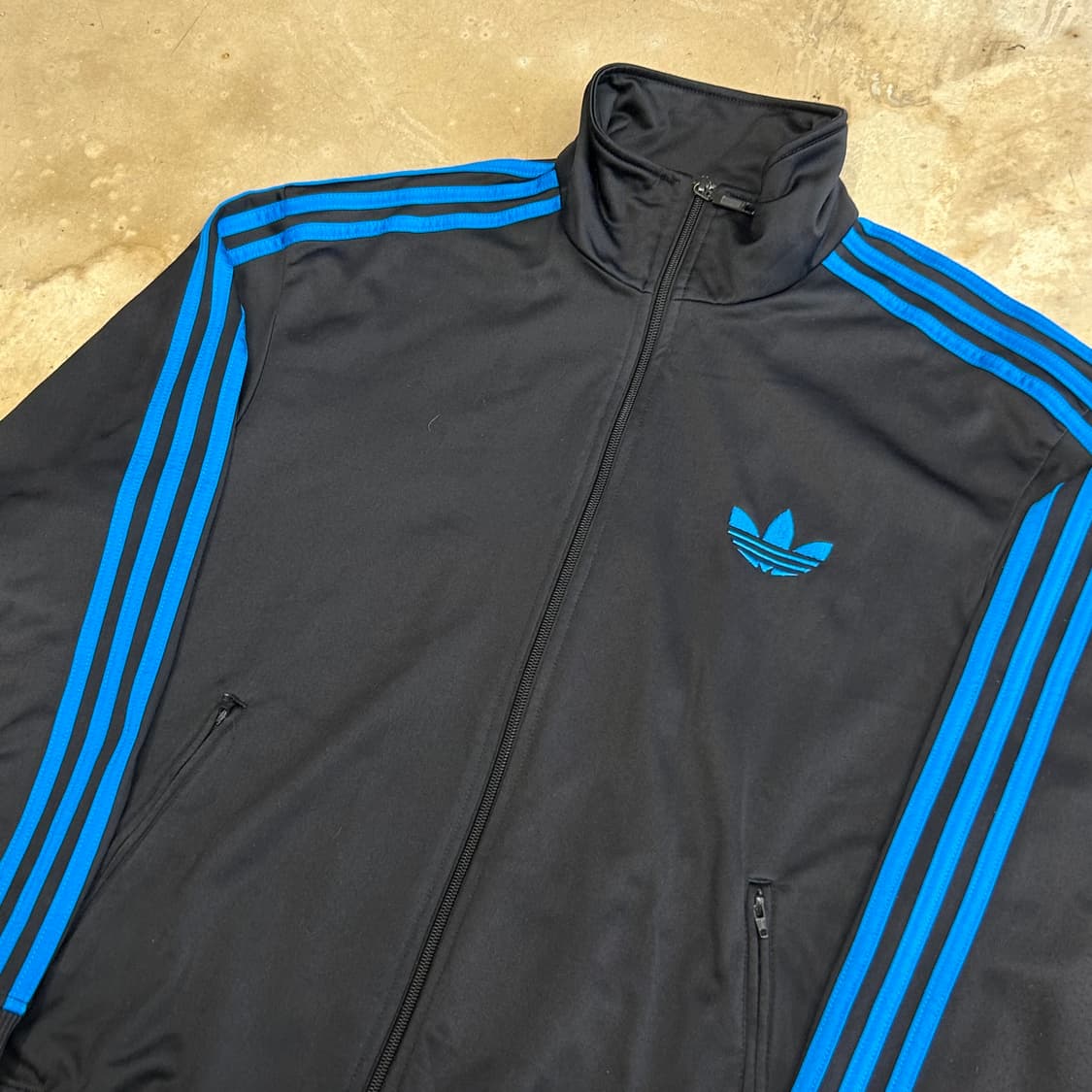 M 아디다스 파이어버드 블루라인 블랙 트랙탑 상품이미지1