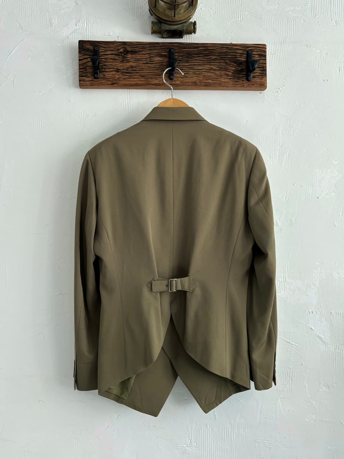 Issey Miyake 이세이 미야케 카키 비대칭 블레이저 상품이미지8