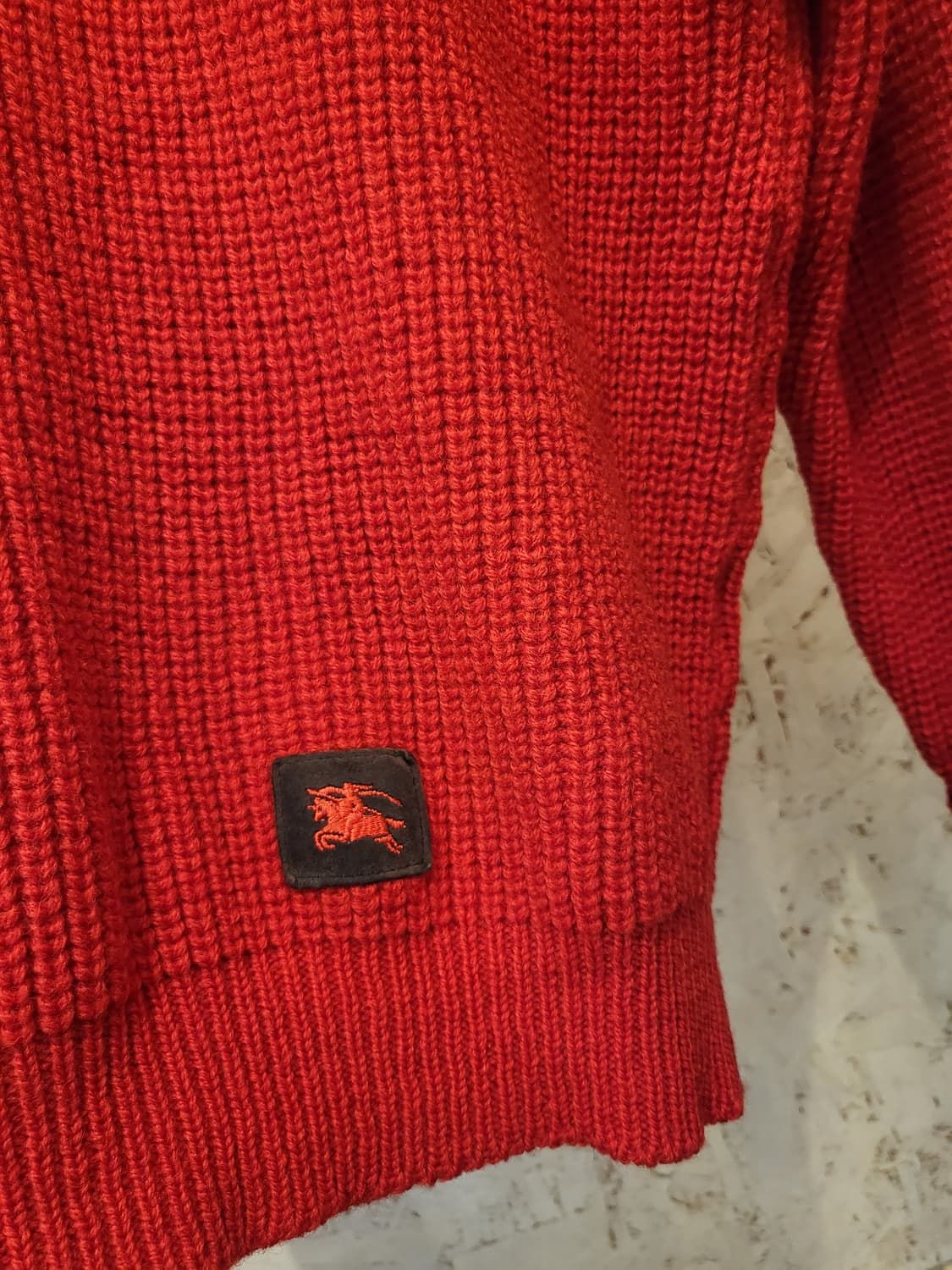 버버리 레드 니트 상품이미지2