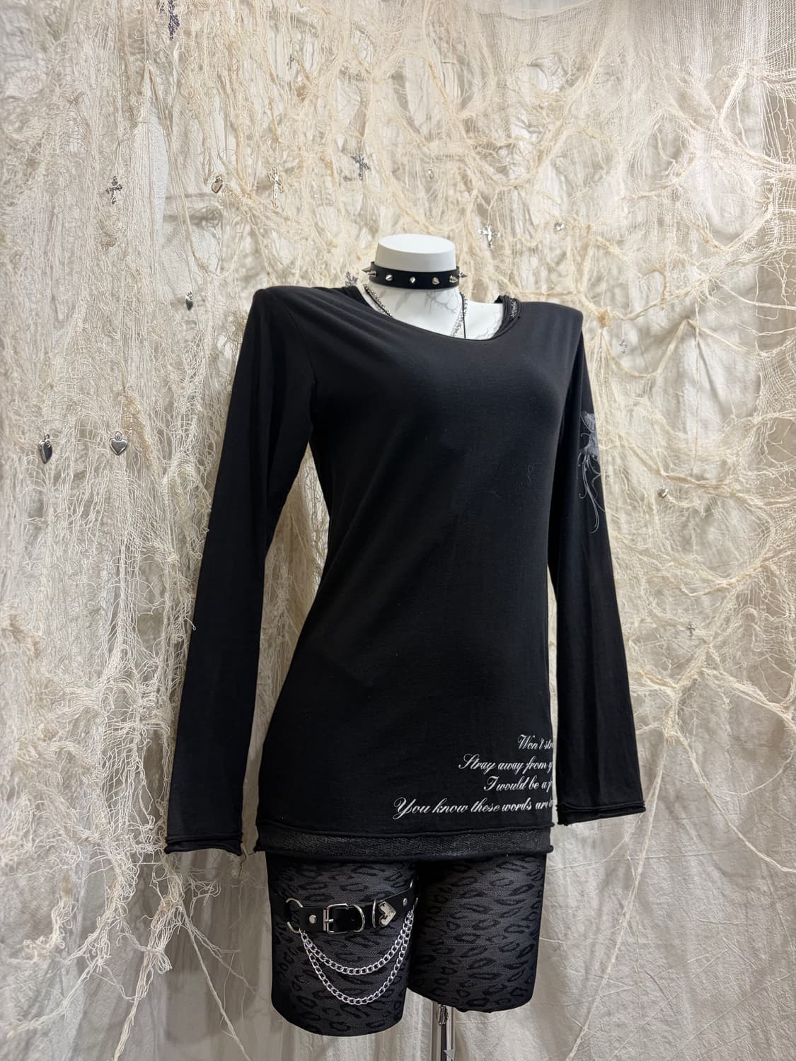 00's Gothic detail long sleeve 상품이미지4