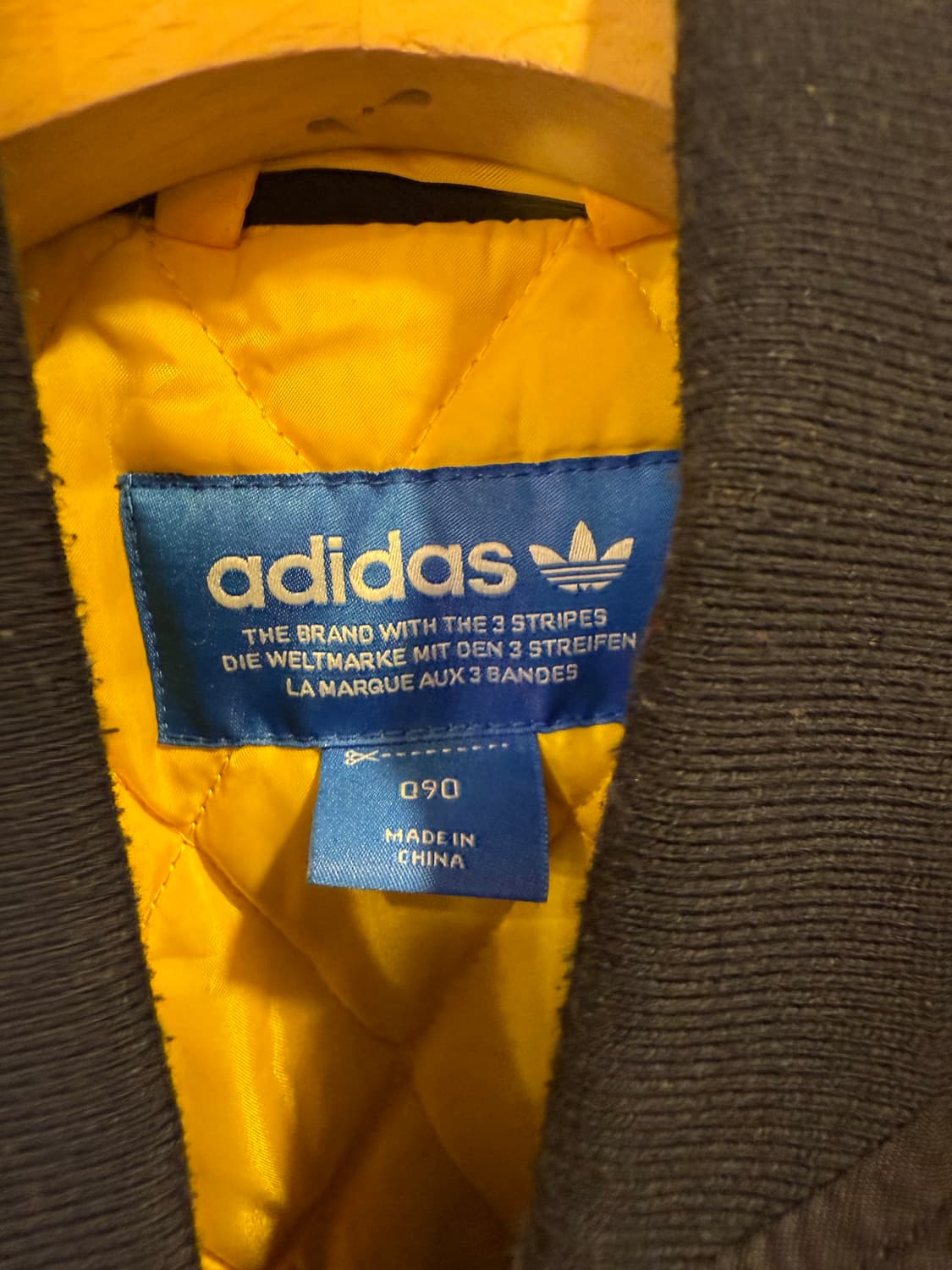 아디다스 오리지널 블랙 봄버 자켓 상품이미지2