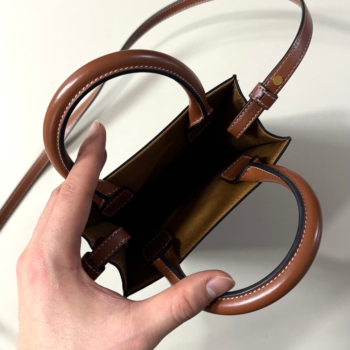 [백화점판/당일출고]셀린느 트리오페 미니 카바스백 / 크로스백 상품이미지7