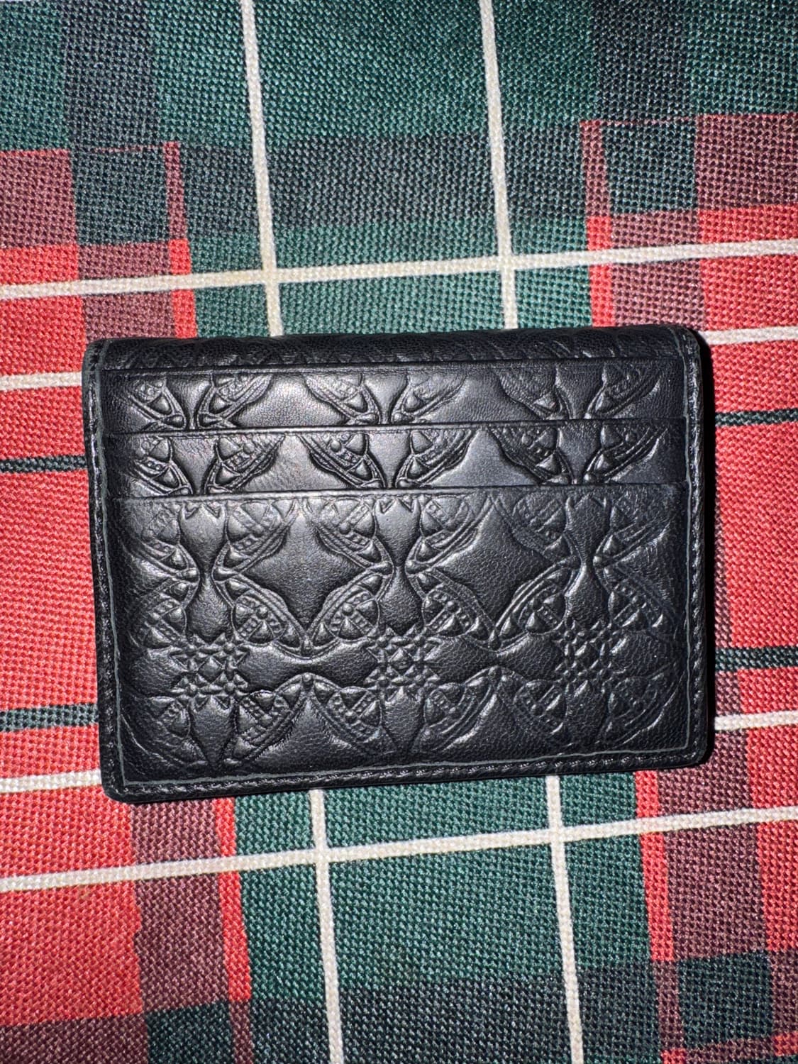 비비안웨스트우드 공용 엠보스 카드 홀더 블랙 상품이미지8