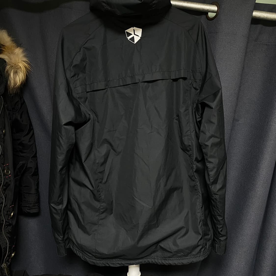 나이키 스톰핏 바람막이 M 상품이미지4