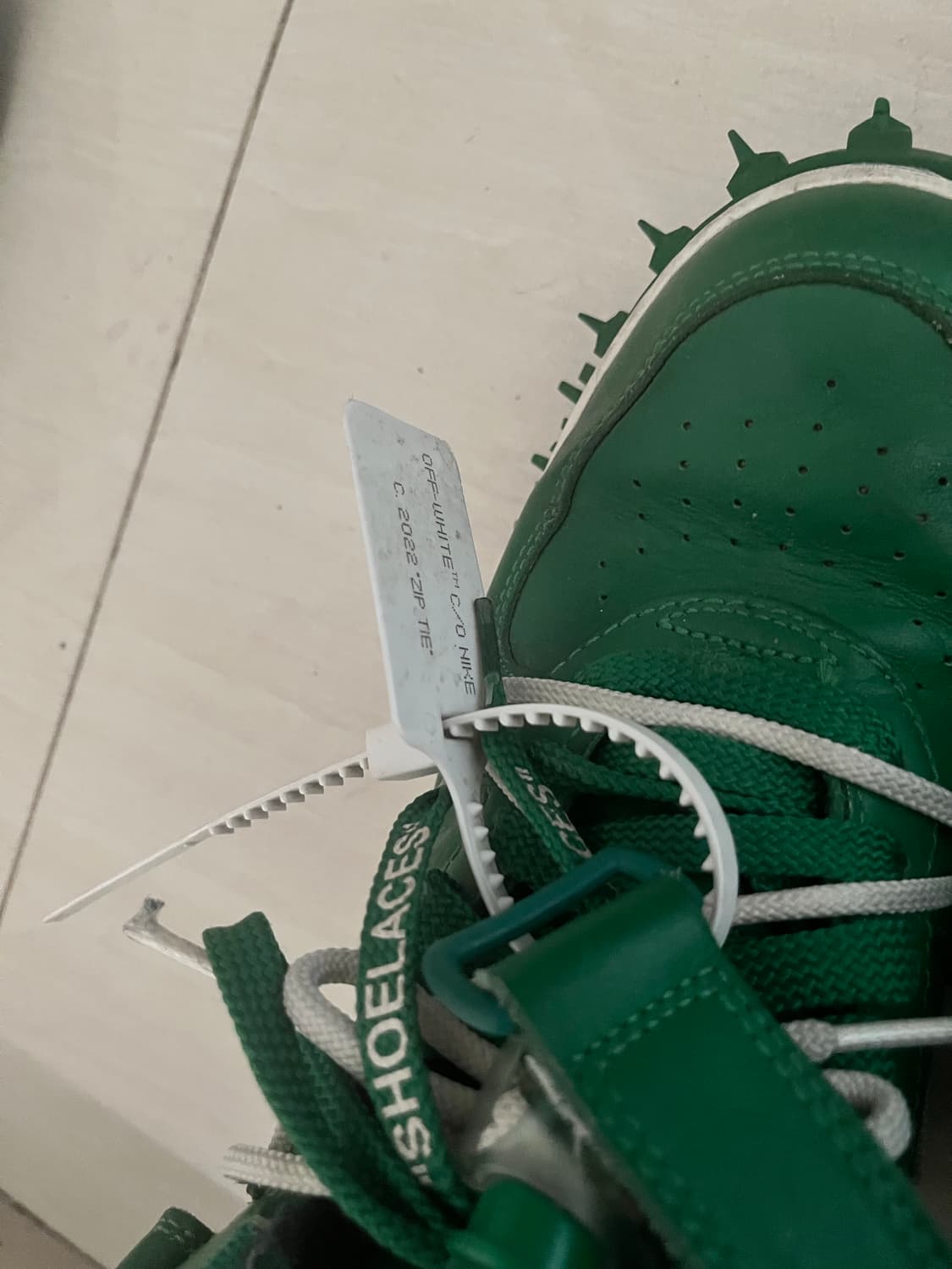 나이키 x 오프화이트 에어포스 미드 상품이미지2