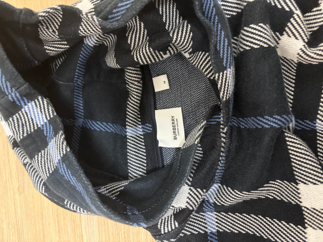 (급처) 버버리 후드티 판매합니다. 상품이미지1