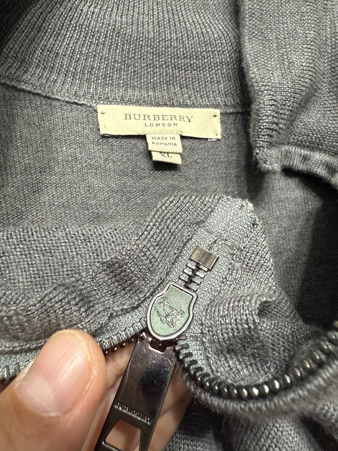 버버리 정품 반집업 메리노울 니트 하프집업 XL 상품이미지8