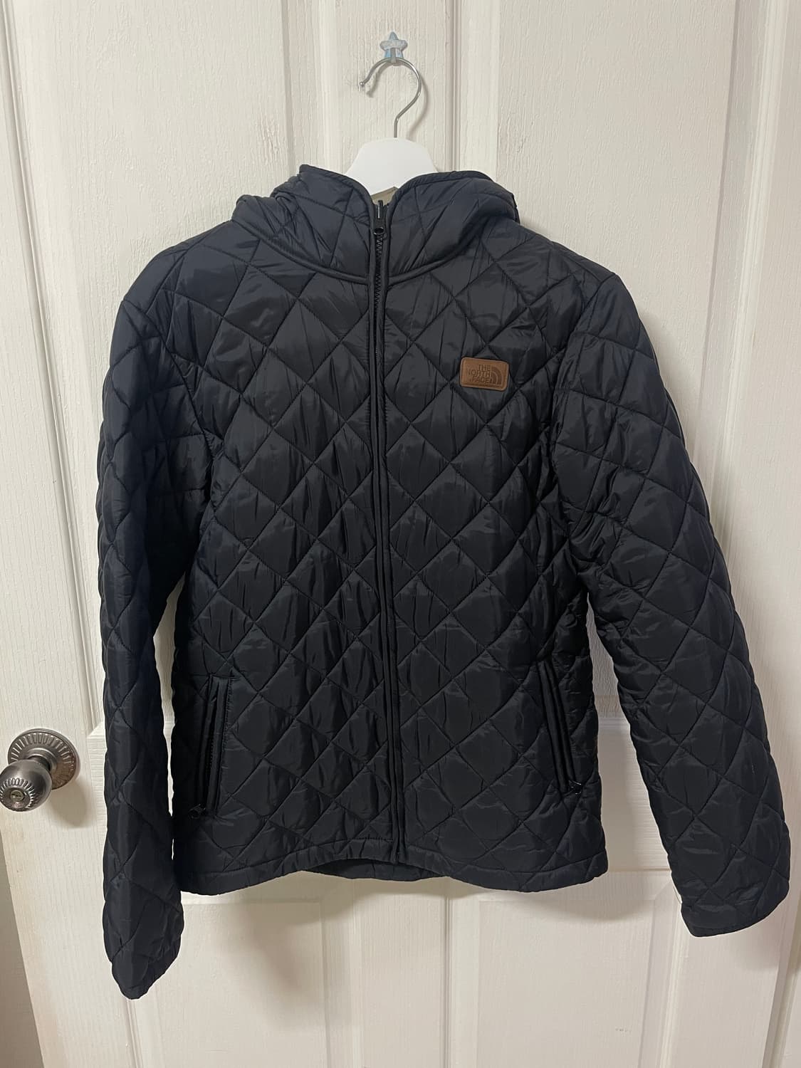 노스페이스 경량패딩 (여성 100/L) 상품이미지1