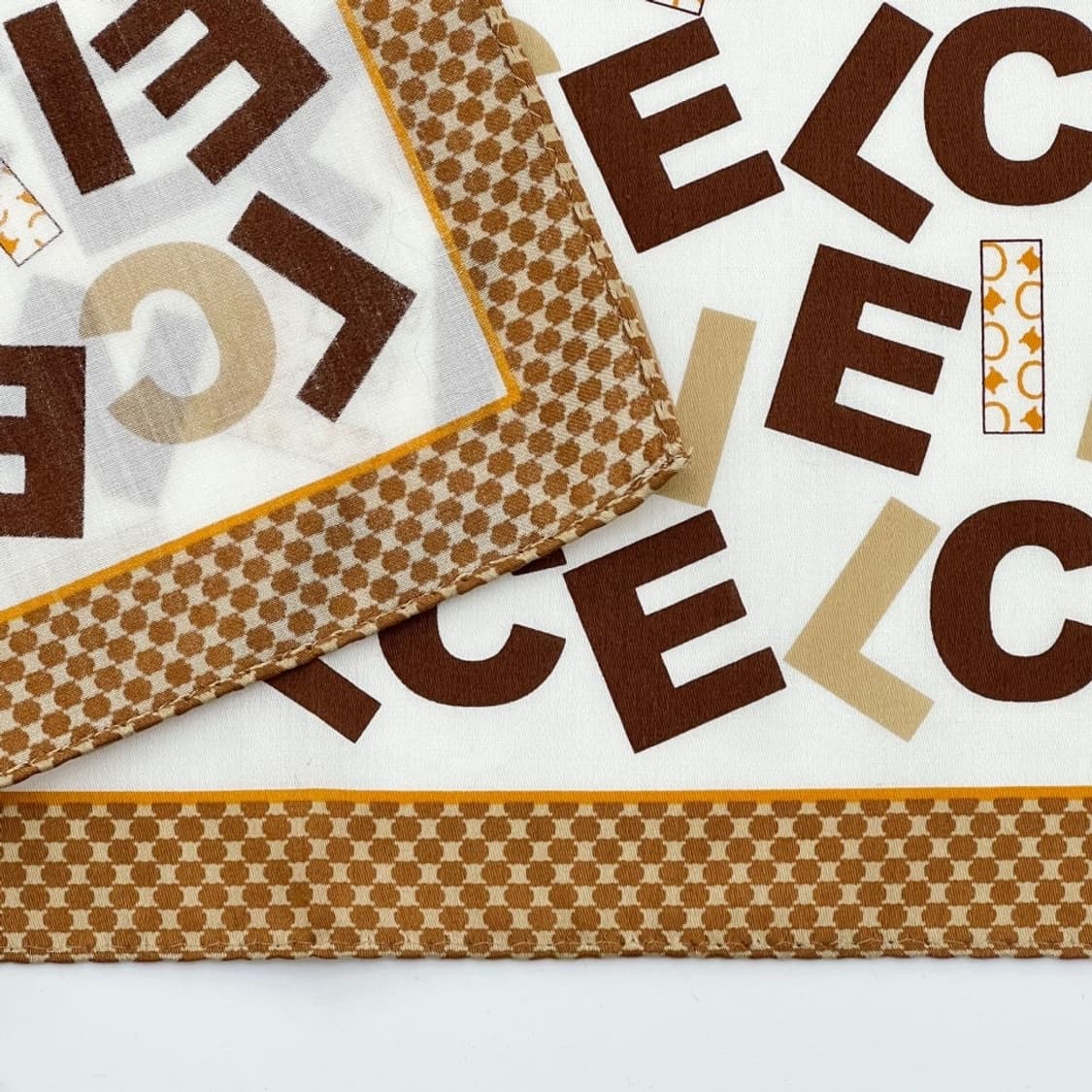 (새상품) celine / 셀린느 쁘띠스카프 손수건 상품이미지4