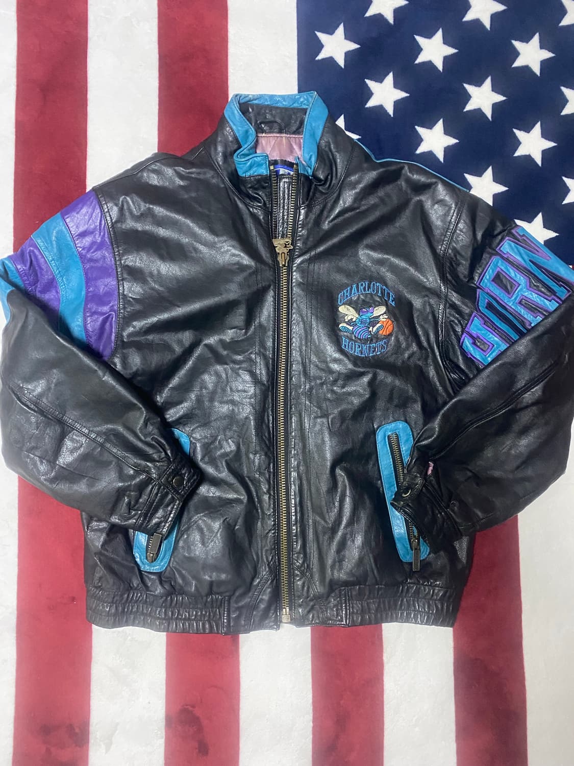 NBA 90s 샬럿 호네츠 스타터 가죽자켓 상품이미지1